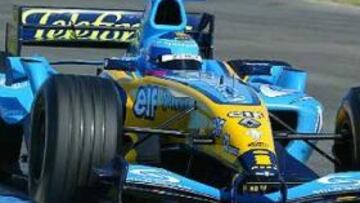 <b>LLUVIA.</B> La lluvia alteró la última jornada de entrenamientos en el circuito de Jerez.
