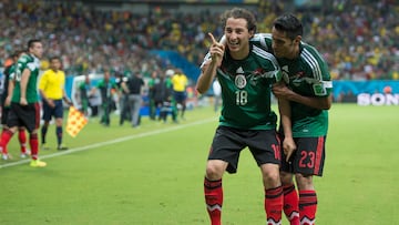 Andrés Guardado, celebrando un gol de la Selección Mexicana contra Croacia en Brasil 2014.