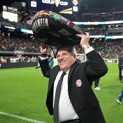 Peligra la participación del ‘Piojo’ Herrera en el Mundial