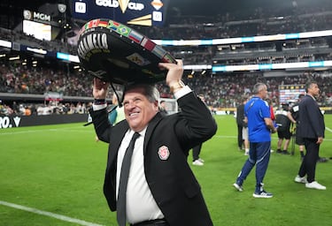 Carlos de los Cobos, el único ‘traidor’ hacia la Selección Mexicana