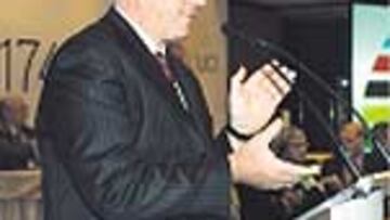 McQuaid, presidente de la UCI.