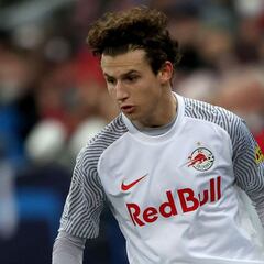 Brenden Aaronson marca su quinto gol de la temporada con el RB Salzburg en triunfo ante el Wolfsberg