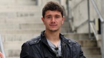 <b>FELIZ. </b>Piti, con los pulgares hacia arriba. Vuelve a entrar en el once.