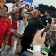 El cántico a Luis Jiménez en el festejo íntimo de Palestino
