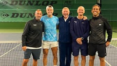 El equipo de Holger Rune (segundo por la izquierda), con Boris Becker en el centro.