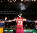 LeBron James sigue siendo el rey en las ventas de camisetas NBA