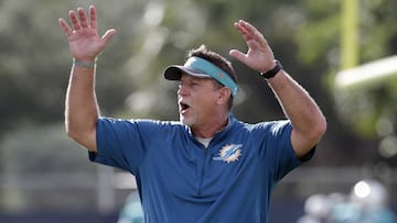 Ex coach de los Miami Dolphins deja atrás la cocaína para volver a la NFL