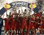 España vuelve a ganar con De la Fuente