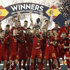 España vuelve a ganar con De la Fuente
