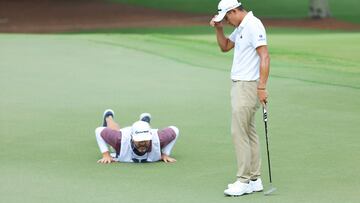 ATLANTA, GEORGIA - AUGUST 24: Collin Morikawa of the United States and caddie J.J. Jakovac line up a putt on the 16th green during the first round of the TOUR Championship at East Lake Golf Club on August 24, 2023 in Atlanta, Georgia. Kevin C. Cox/Getty Images/AFP (Photo by Kevin C. Cox / GETTY IMAGES NORTH AMERICA / Getty Images via AFP)