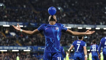 Christopher Nkunku, jugador del Chelsea, celebra el gol anotado ante el Gent.