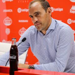 Jiménez: "Necesitamos defensas, estamos cogidos con pinzas"