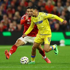 Muñoz deja atrás la lesión y reaparece en Crystal Palace