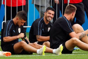Stuani praises Luis Suárez: "He has sacrificed a lot"