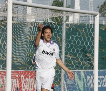 Parejo era una de los jugadores m¨¢s prometedores de 'La F¨¢brica'. Debut¨® en LaLiga en un Sporting - Real Madrid de la temporada 2008/09.
