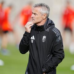 Escribá: “El Zaragoza, en su casa, intentará ser más dominante"