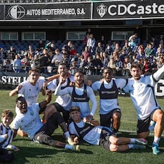 Castalia se llena de ilusión en el entrenamiento navideño