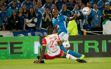 Partido de ida de la Final Liga Águila 2017-II en el estadio El Campín. Millonarios ganó 1-0 a Santa Fe.