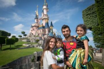 Raúl Albiol y su familia.