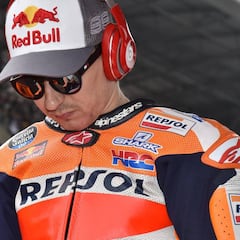 Lorenzo: "Me falta velocidad pura con respecto a Márquez"