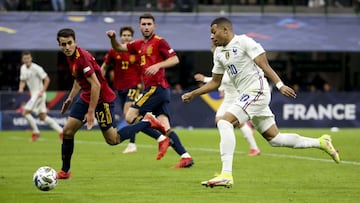 ¿Por qué no es fuera de juego de Mbappé en el 1-2?