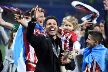 Diego Simeone con su hija.