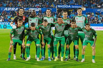 Alineación del Granada en Zaragoza.