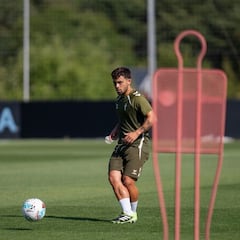 El Girona tiene nuevo mediocentro: Fran Beltrán