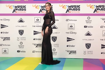 Anna Padilla a su llegada al photocall de LOS40 Music Awards Santander.