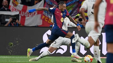 “No es penalti a Raphinha, se tira”