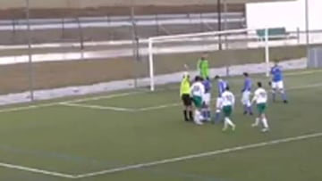 Spanish youth footballers set fine example of fair play