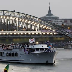 Another Olympics gaffe forces public apology over North-South Korea confusion