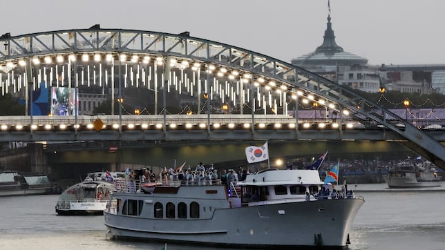 Another Olympics gaffe forces public apology over North-South Korea confusion