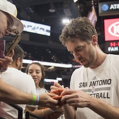 San Antonio bendice a Gasol: "Es el prototipo de ser un spur"