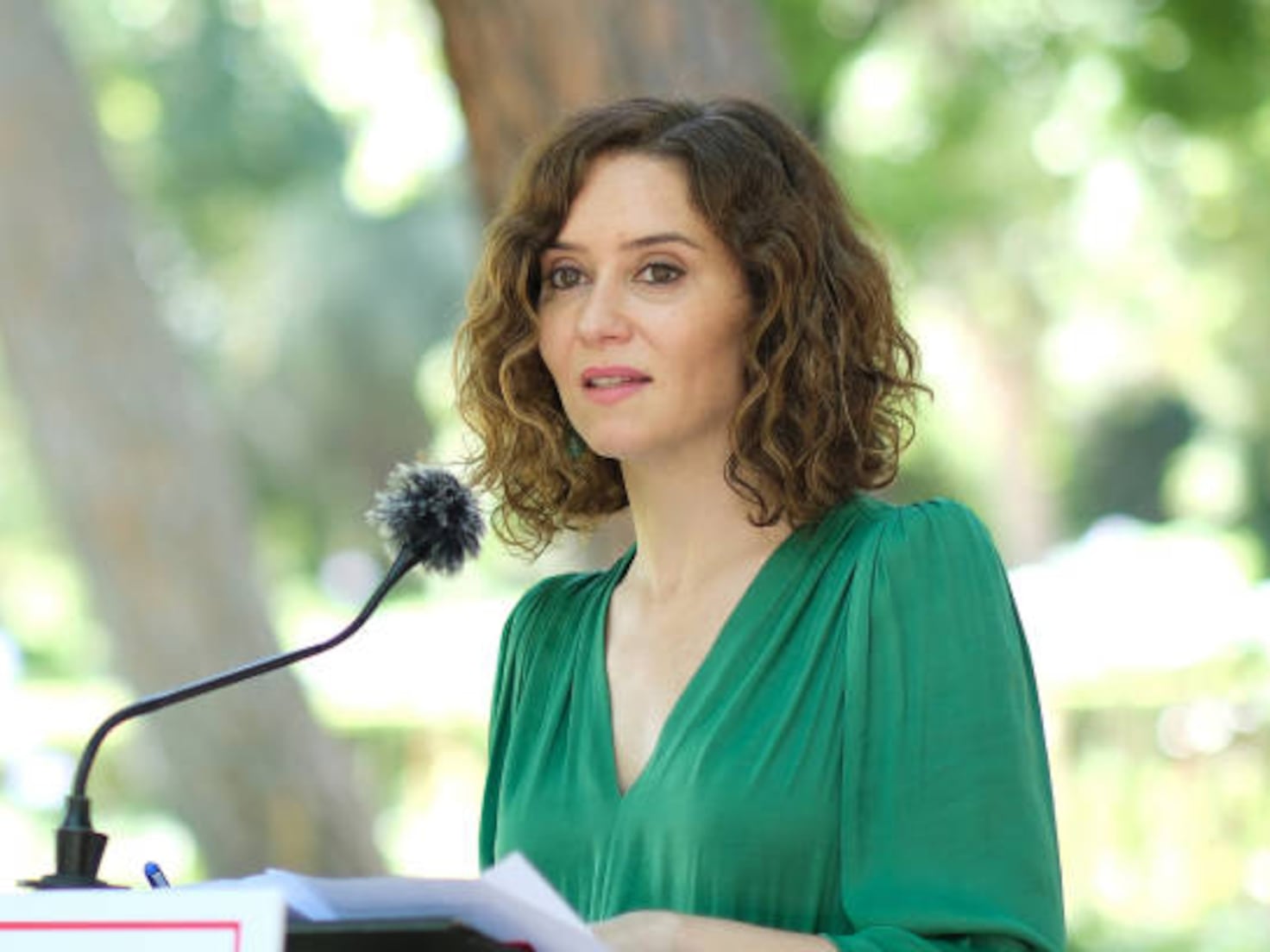 Respuesta del economista Julen Bollain a Ayuso - AS.com