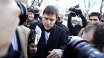 Llegada de Eufemiano Fuentes a los juzgados de lo penal donde comienza el juicio por la Operación Puerto.