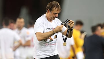 Lopetegui, tras el t&iacute;tulo logrado. 