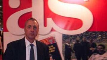 <b>LAS PRIMAS</b>. "Cambiar los contratos no es bueno, ya que a ti te pagan por lo que tienes que hacer. Pero si tú has hecho más de lo previsto y yo te doy por Navidad un regalo no pasa nada" ha dicho el holandés.