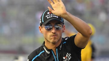 Robert Kubica llegando al circuito de Marian Bay del Gran Premio de Singapur.