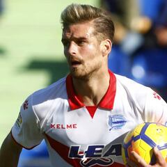 El Alavés no cuenta con Christian Santos y él quiere buscar un nuevo destino