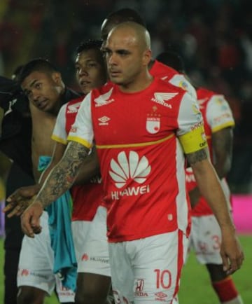 Ómar Pérez sigue sumando minutos en Santa Fe.