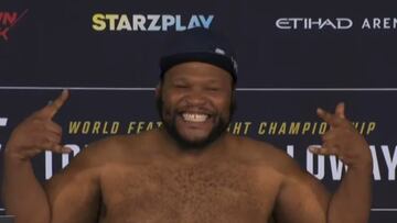 Chris Barnett en el pesaje.