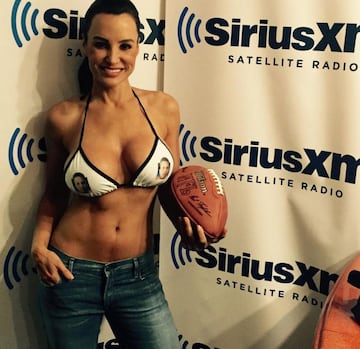 Lisa Ann y su relación con el deporte. Ama la NBA, el bésibol, la NFL...