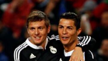 Kroos y Cristiano darán a la Cruz Roja 100.000€ de la UEFA