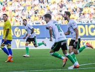 07/12/25 PARTIDO SEGUNDA DIVISION CADIZ - RACING GAIZKA GARITANO 2-2 GOL DE ANDRES MARTIN