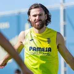 “Es inglés...”: DT de Brereton revela por qué ha sufrido tanto en España