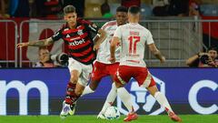 Filipe Luis expone su plan con Jorge Carrascal