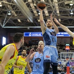 Musa da la victoria al Breogán casi un mes después