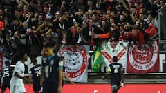 Al menos 20 heridos tras partirse una grada en el Miens-Lille