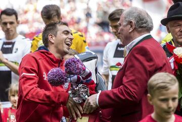 Philipp Lahm y Uli Hoeness.